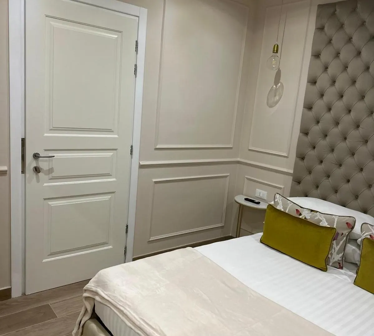 Pensjonat Nouvelle Maison Rome Luxury Palace